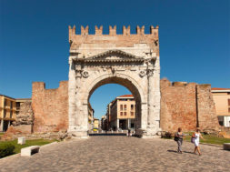 Arco-di-Augusto