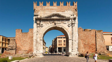 Arco-di-Augusto