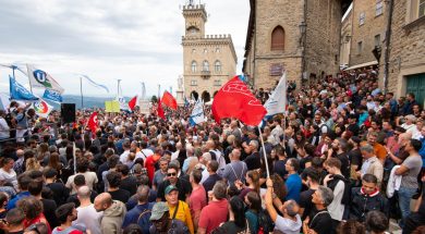 thumbnail_Sciopero 23 09 25 Piazza e lato destro